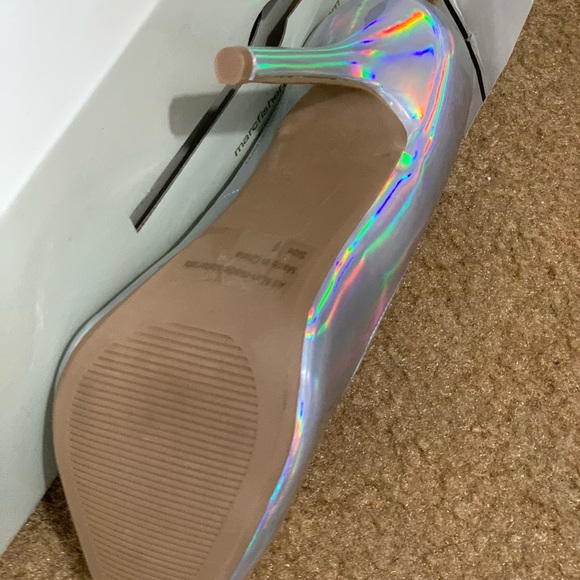 This is the Diva brand, size 6M, open to offers. New. Never worn. - Picture 6 of 7